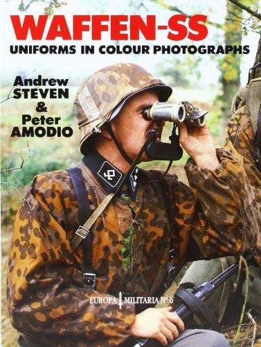 Waffen uniforms color - uniforms,