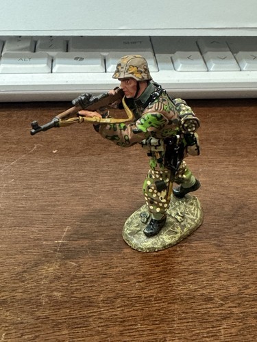 King and country wwll waffen - country,, wwll,